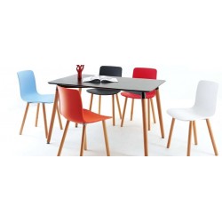 Mesa NURY, madera, tapa lacada blanca, 80 x 80 cms