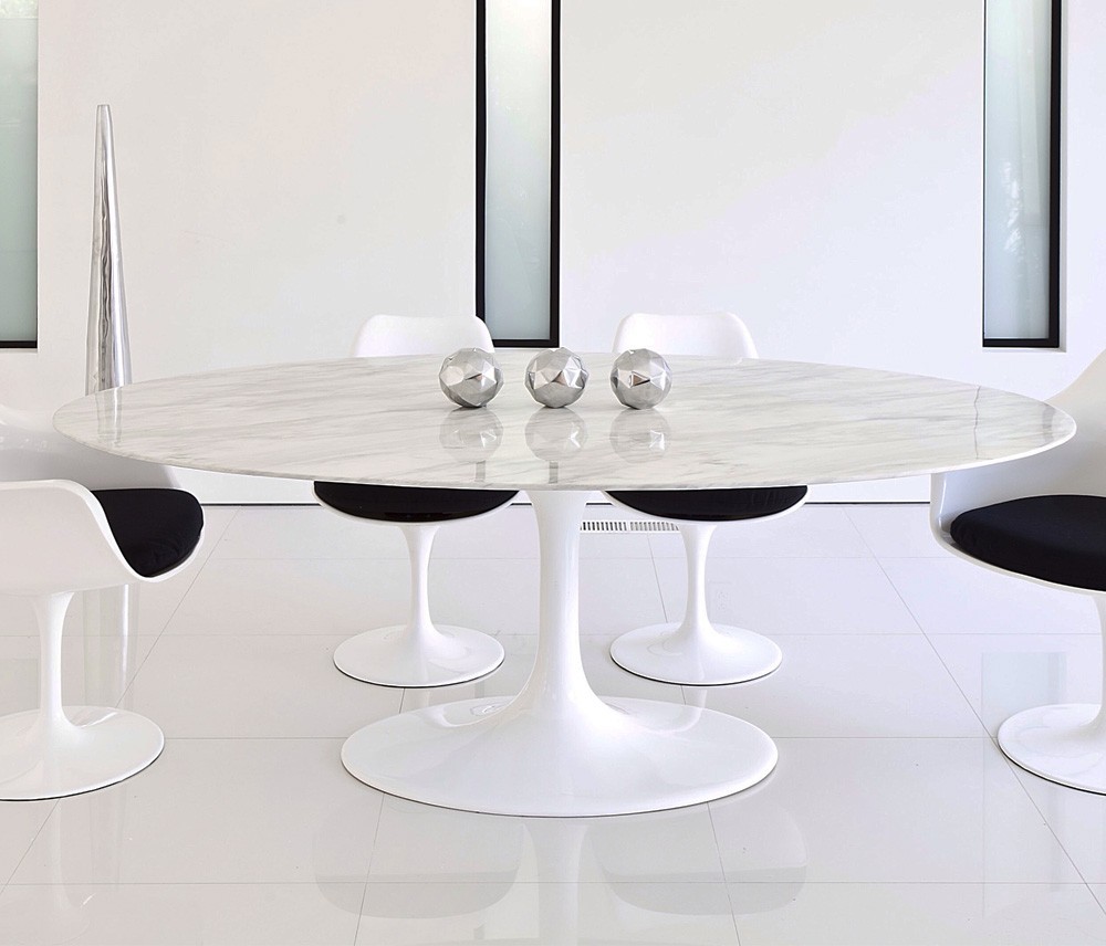 Mesa TUL, oval, fibra de vidrio, mármol blanco 180x108 cms