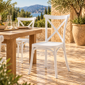 Silla CORFÚ, apilable, tratamiento anti UV, polipropileno blanco